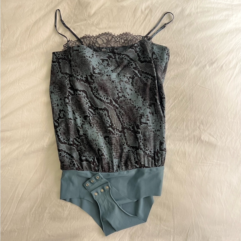 CAMI NYC bodysuit - Picture 3 of 7